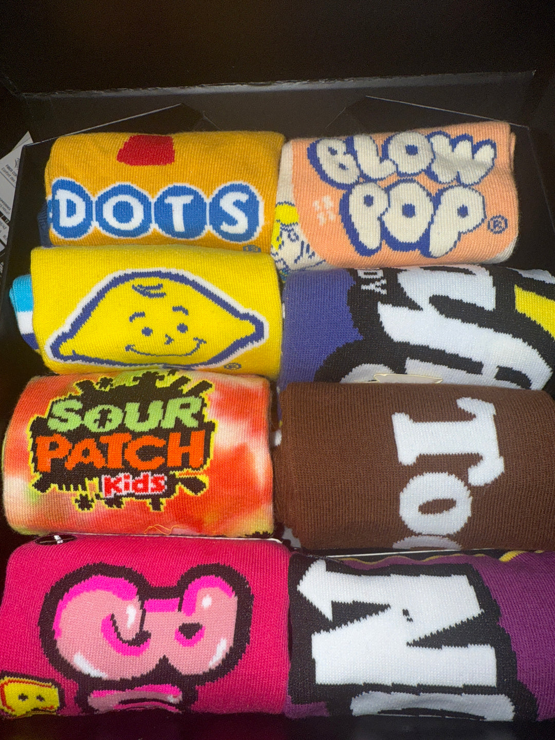 Novelty eight pack